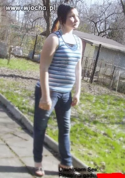Ona ma 15 lat i jest w ciazy..  Ona ma 15 lat i jest w ciazy..